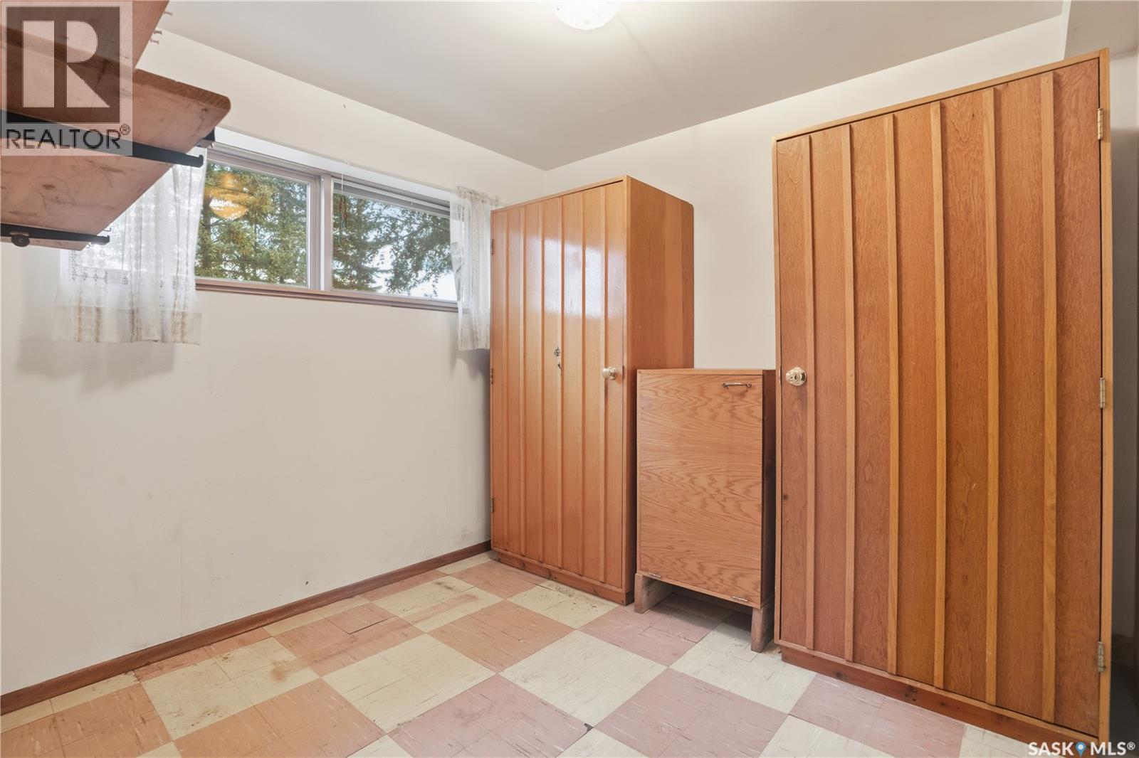 5 Hamilton Place, Saskatoon, Saskatchewan  S7L 3N3 - Photo 34 - SK020509