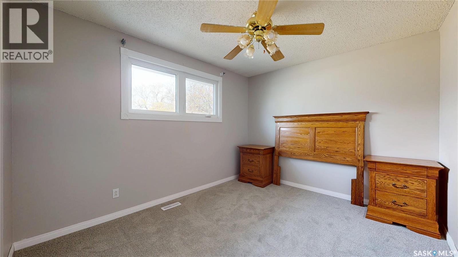 88 Cambridge Avenue, Regina, Saskatchewan  S4N 0L1 - Photo 13 - SK020492