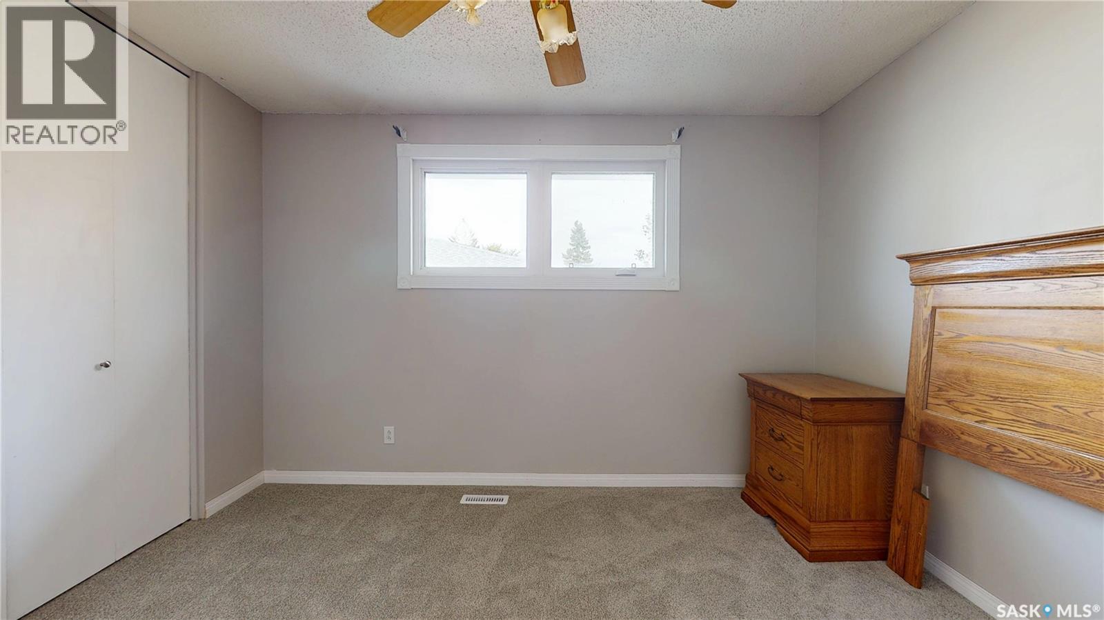 88 Cambridge Avenue, Regina, Saskatchewan  S4N 0L1 - Photo 15 - SK020492