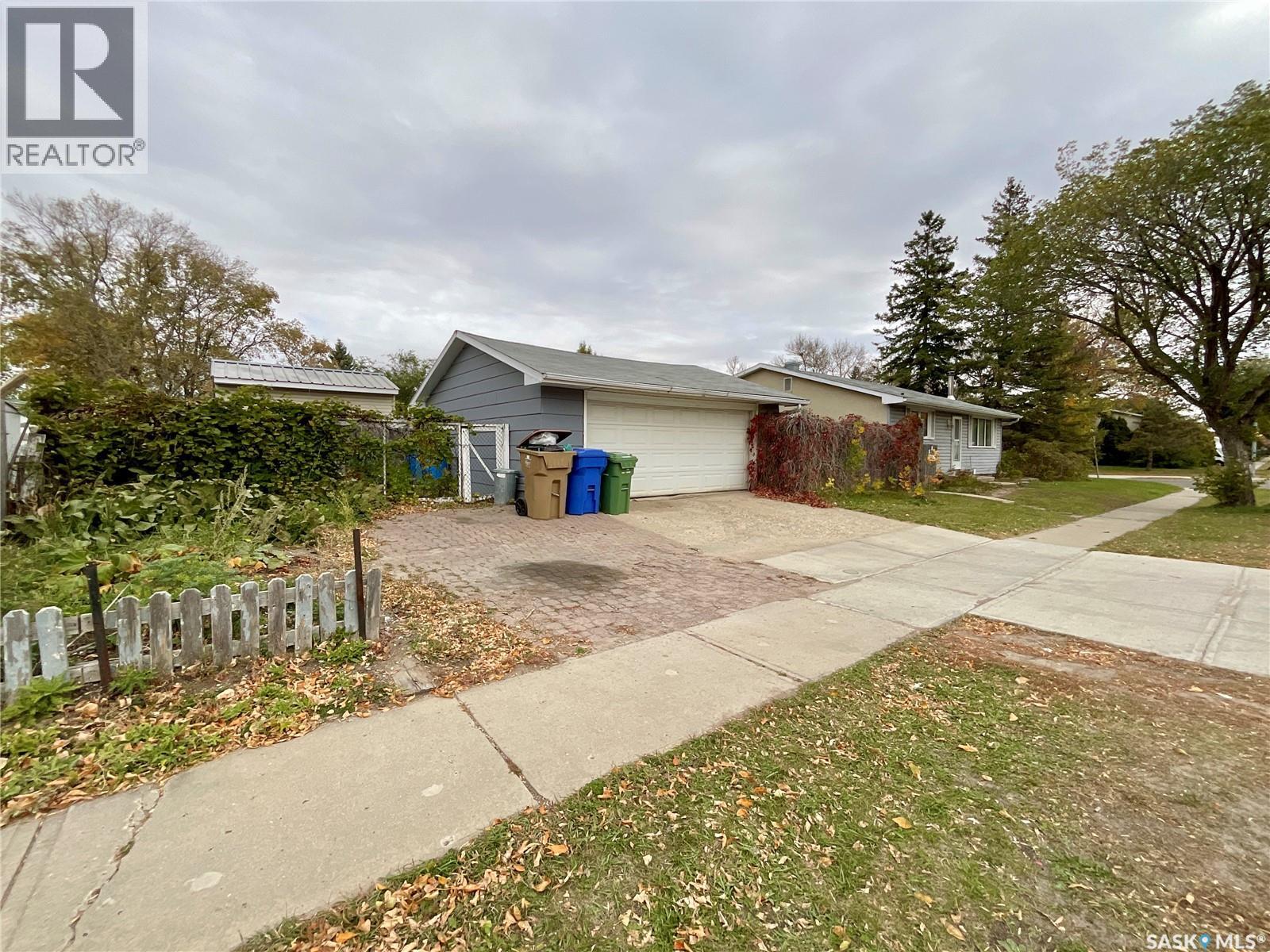 88 Cambridge Avenue, Regina, Saskatchewan  S4N 0L1 - Photo 37 - SK020492