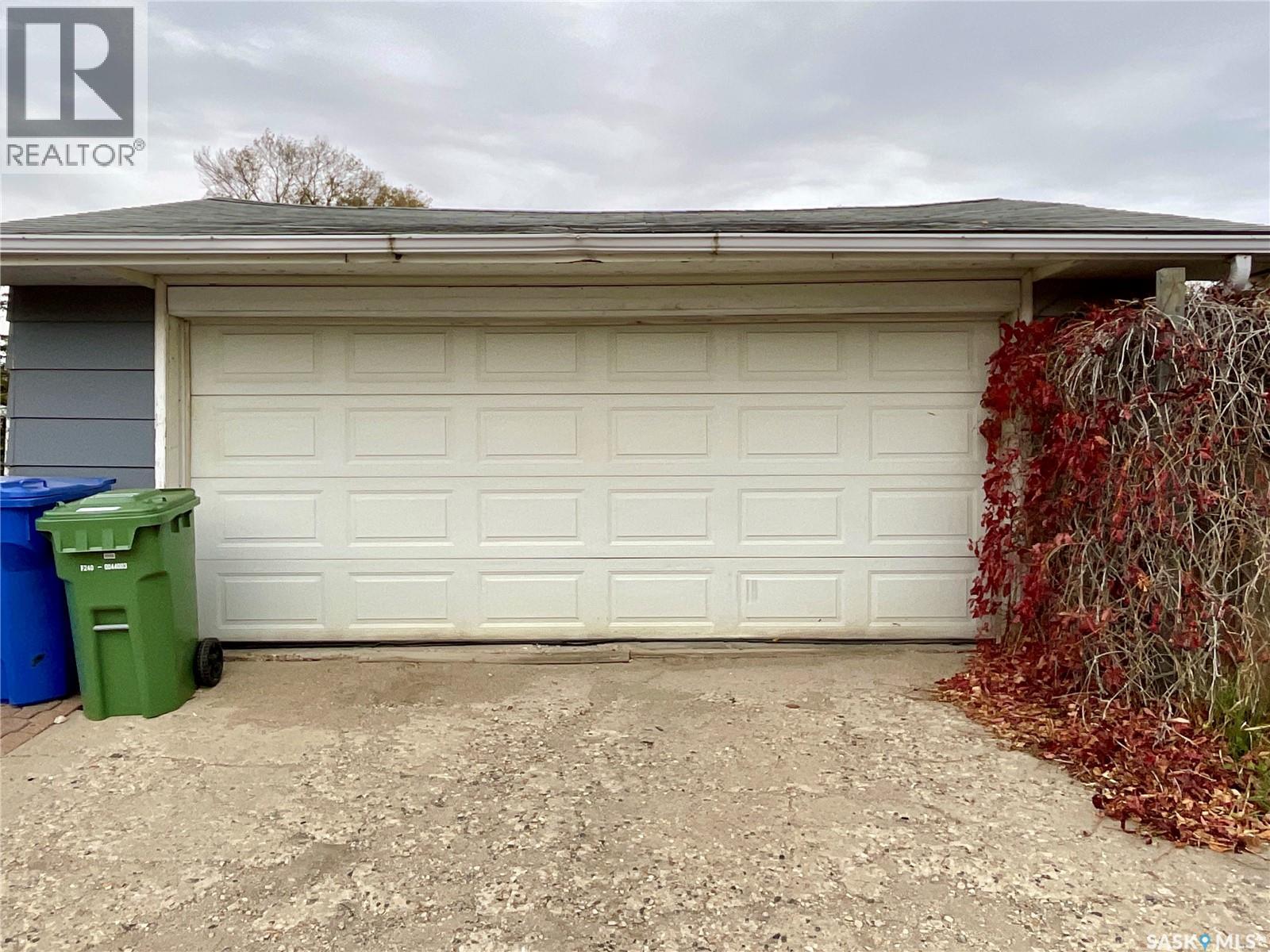 88 Cambridge Avenue, Regina, Saskatchewan  S4N 0L1 - Photo 39 - SK020492