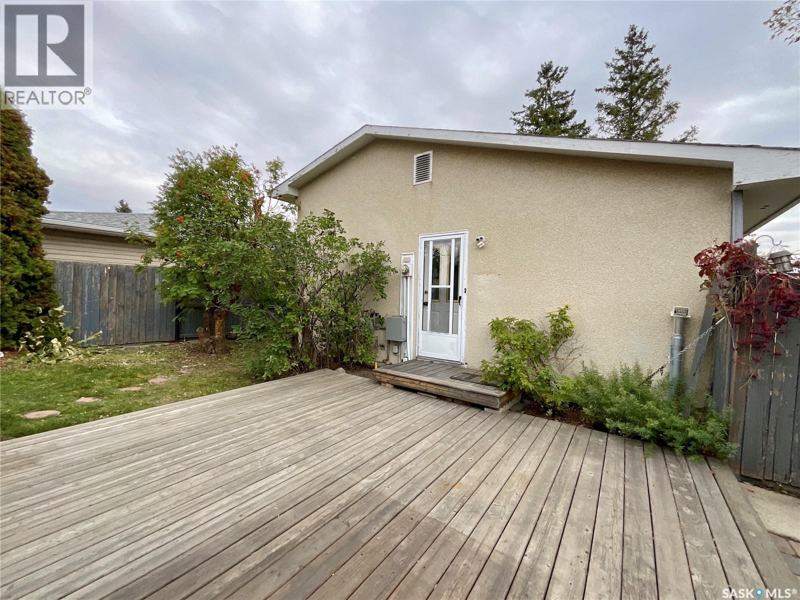 88 Cambridge Avenue, Regina, Saskatchewan  S4N 0L1 - Photo 42 - SK020492