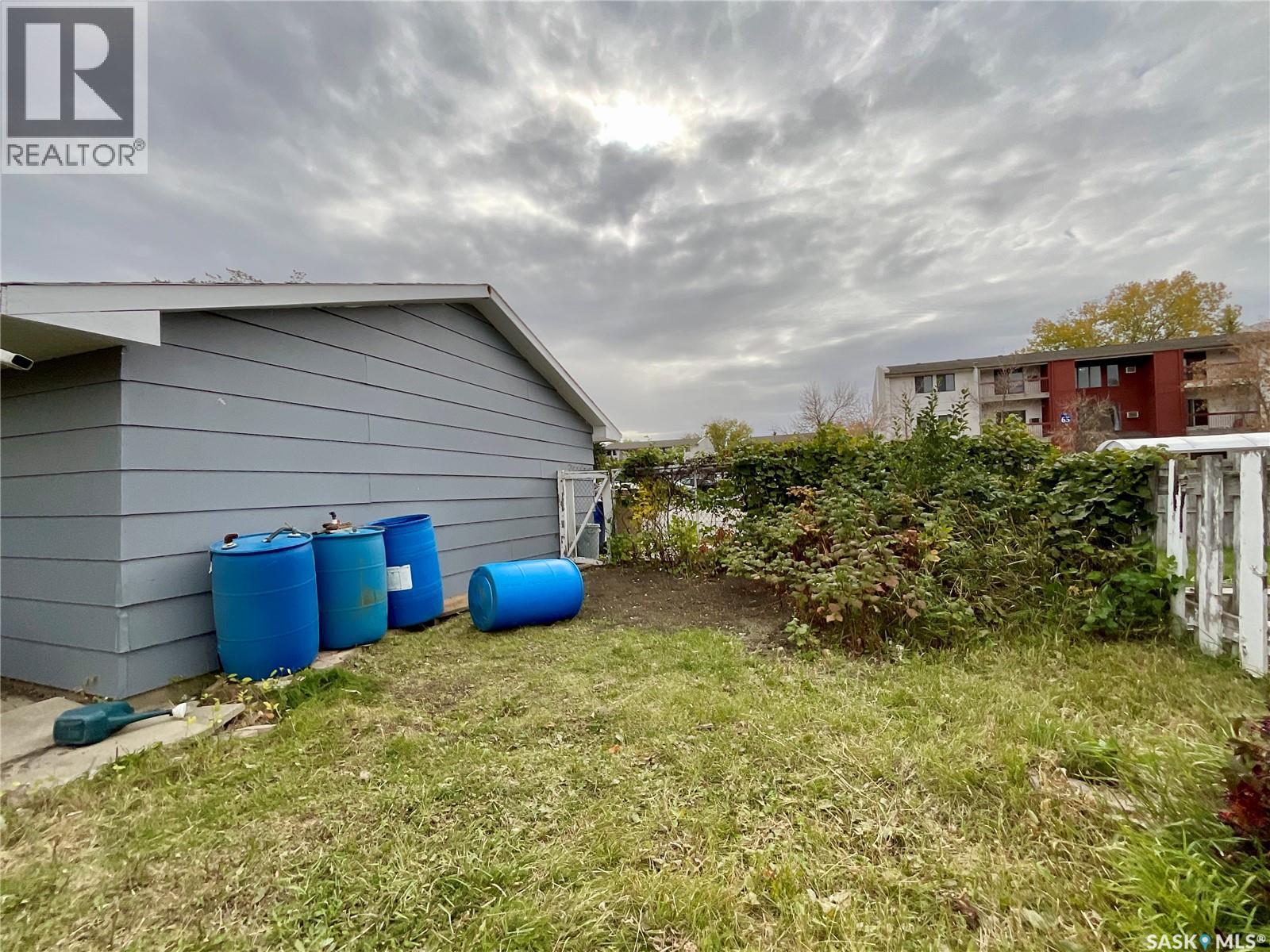 88 Cambridge Avenue, Regina, Saskatchewan  S4N 0L1 - Photo 44 - SK020492