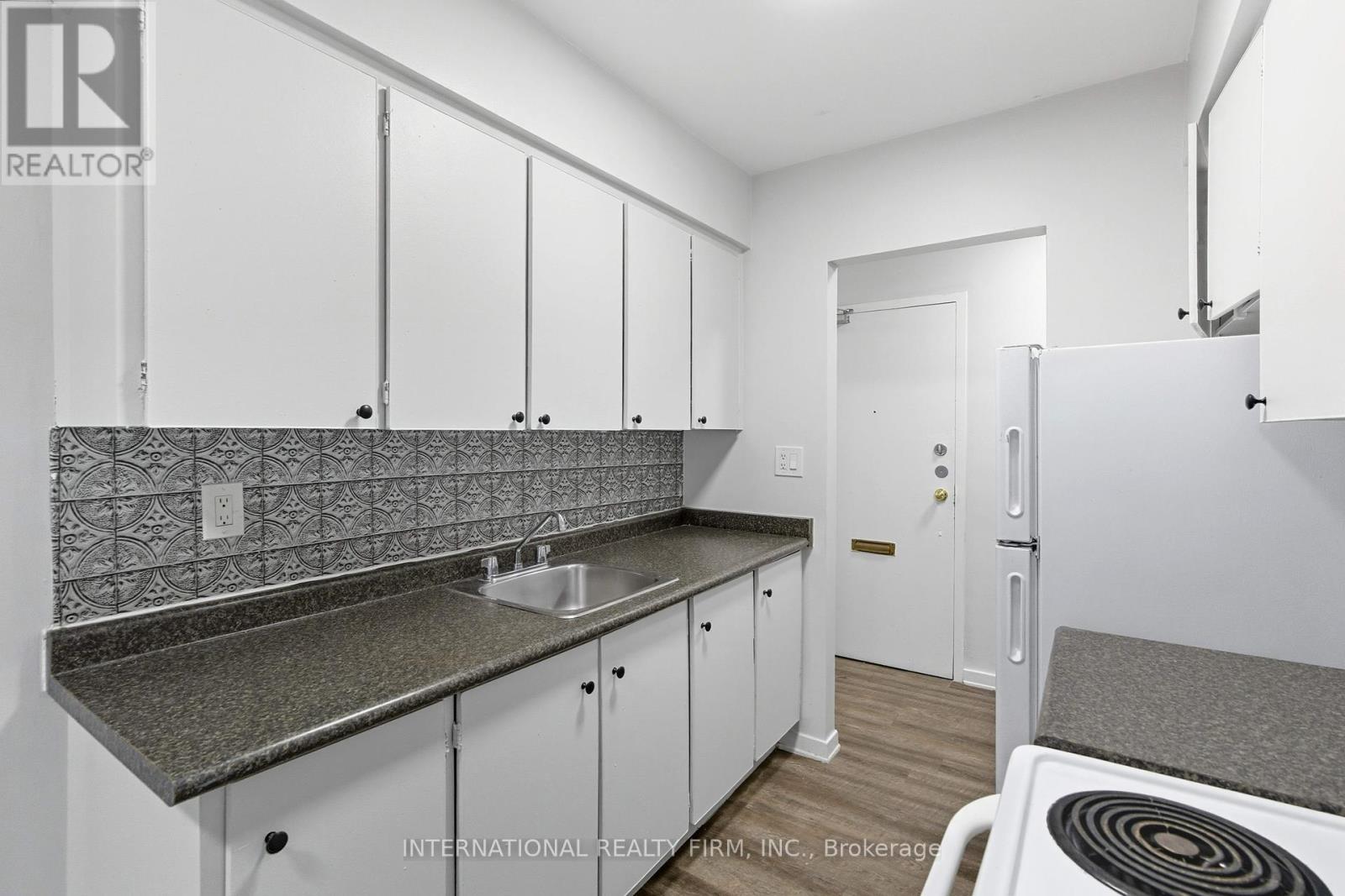 103 Emerald Street S, Hamilton, Ontario  L8N 2V4 - Photo 19 - X12454164