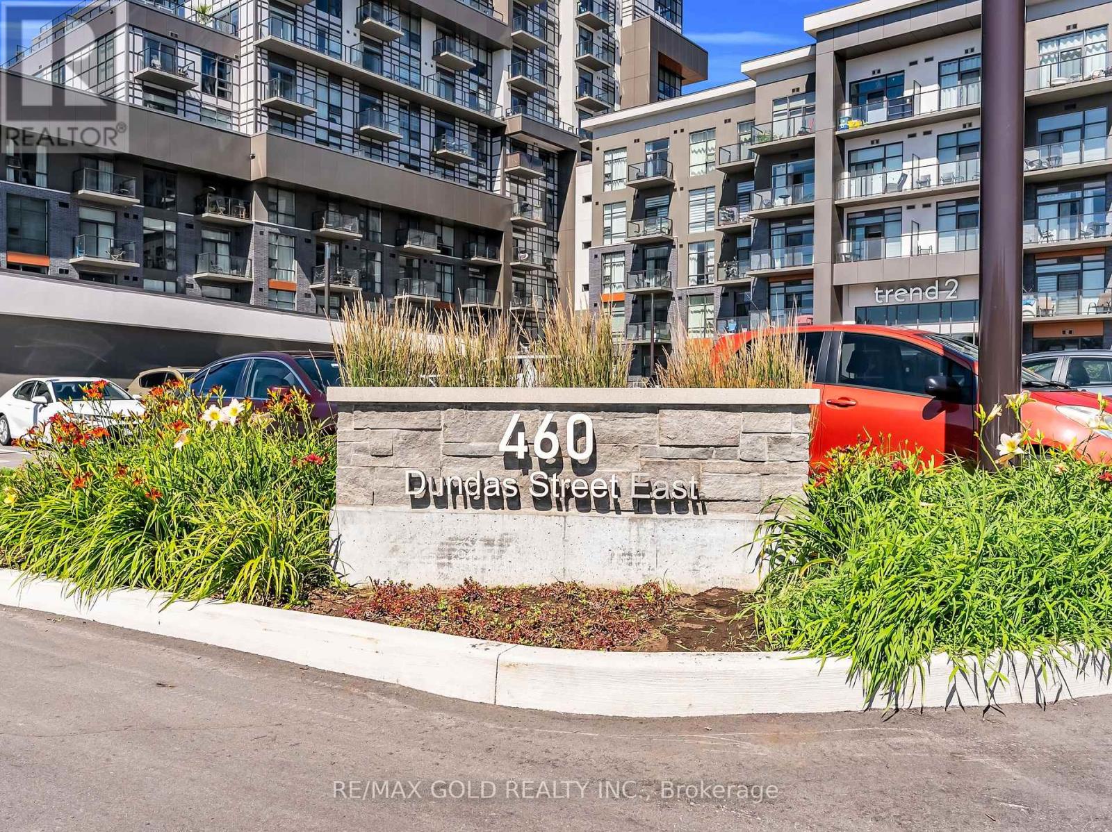 402 - 460 Dundas Street E, Hamilton, Ontario  L8B 2A5 - Photo 4 - X12454169