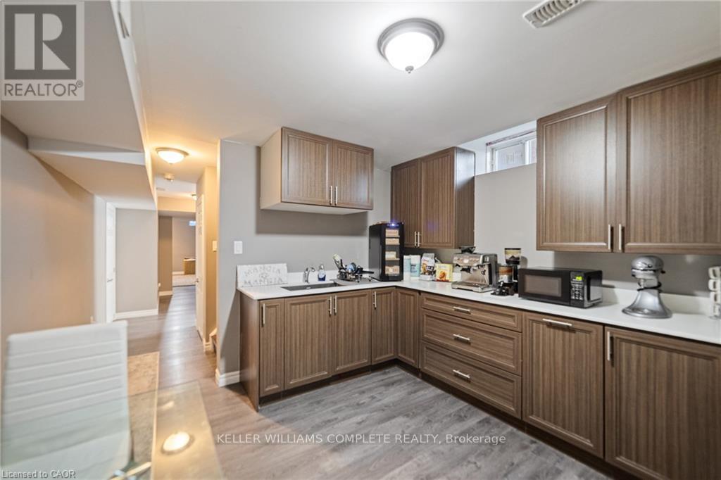 24 Macbean Crescent, Hamilton, Ontario  L8B 0S5 - Photo 37 - X12454176