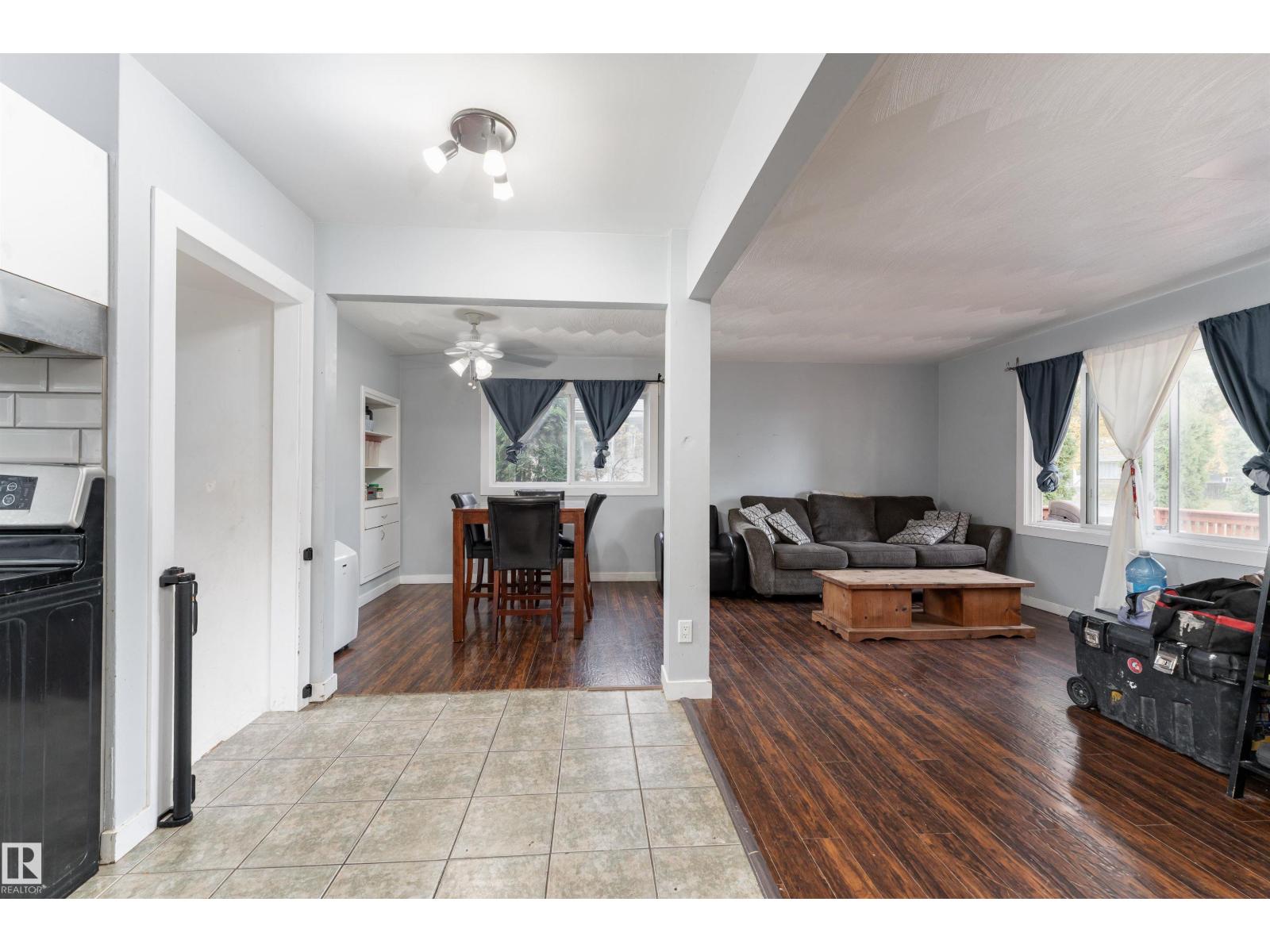 12316 140 St Nw, Edmonton, Alberta  T5L 2C8 - Photo 10 - E4461457