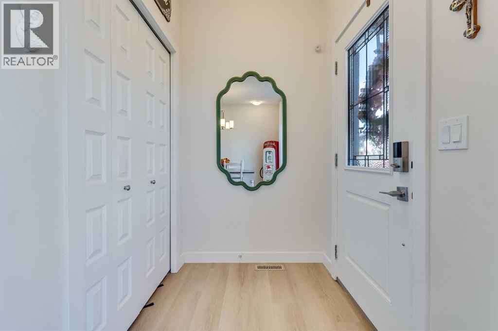 94 Silverton Glen Gate Sw, Calgary, Alberta  T2X 5C4 - Photo 2 - A2255274