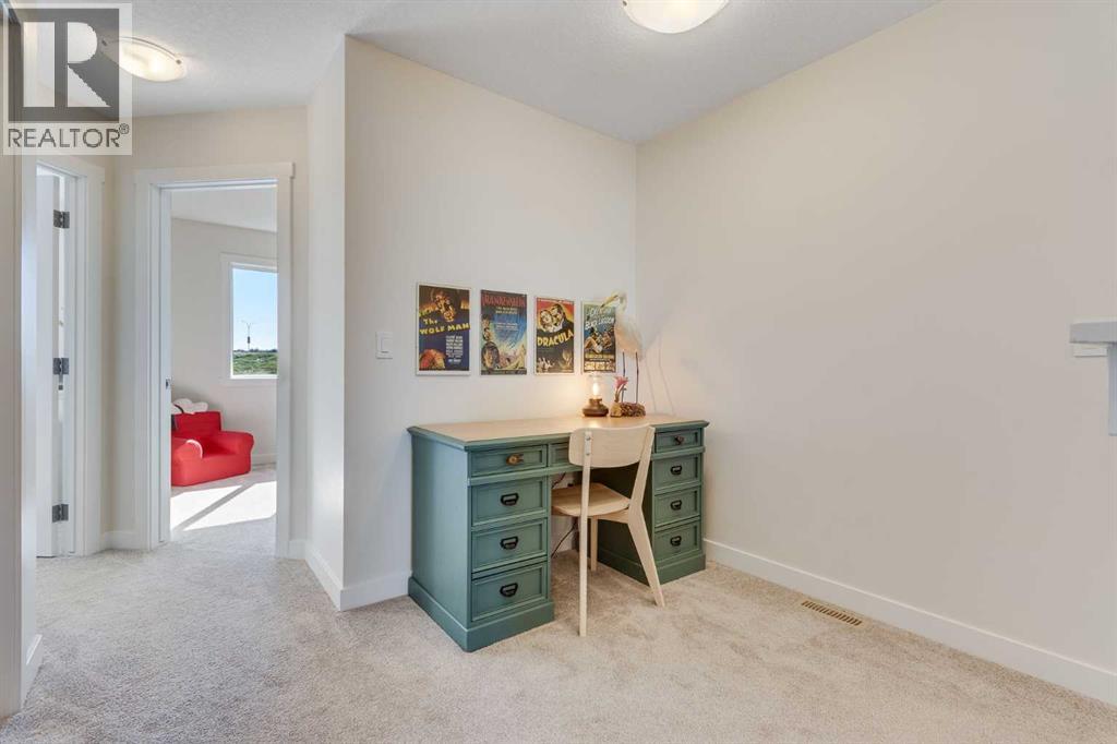 94 Silverton Glen Gate Sw, Calgary, Alberta  T2X 5C4 - Photo 17 - A2255274
