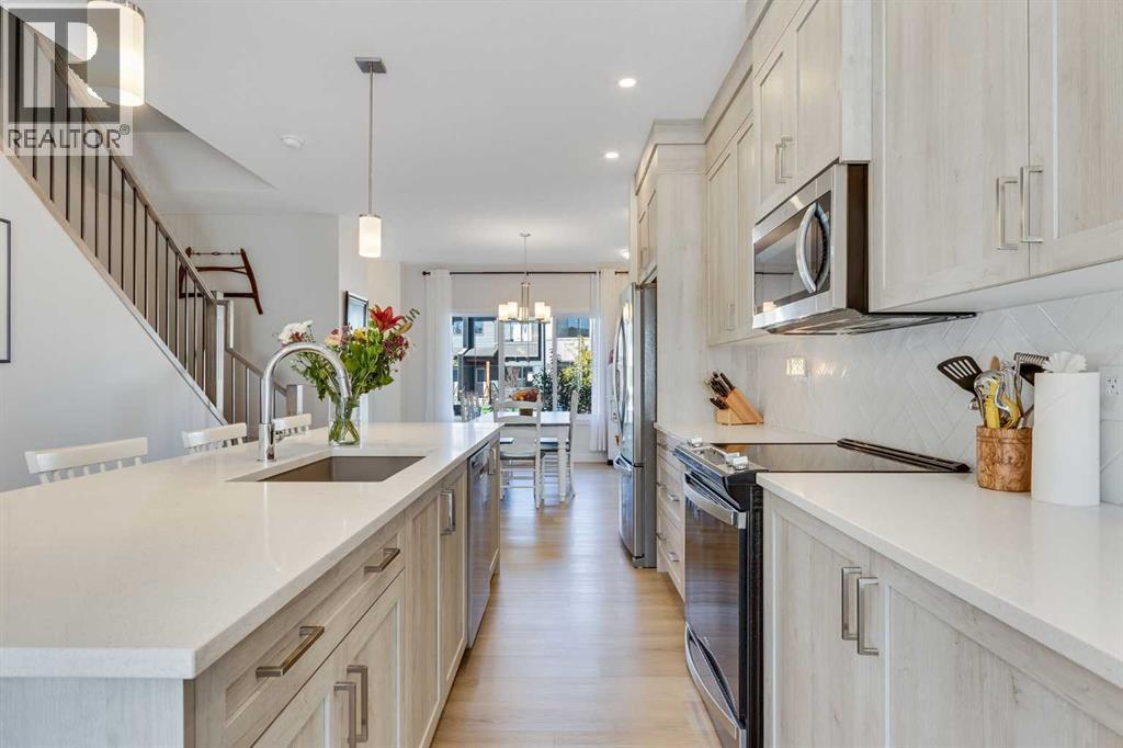 94 Silverton Glen Gate Sw, Calgary, Alberta  T2X 5C4 - Photo 6 - A2255274