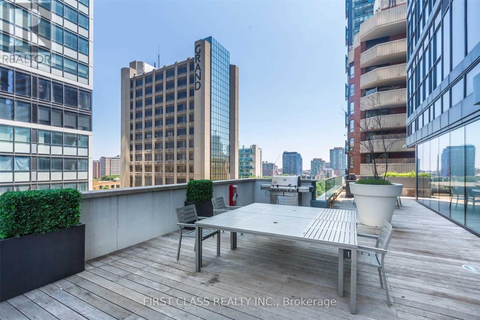 1909 - 159 Dundas Street E, Toronto, Ontario  M5B 1E4 - Photo 14 - C12454200