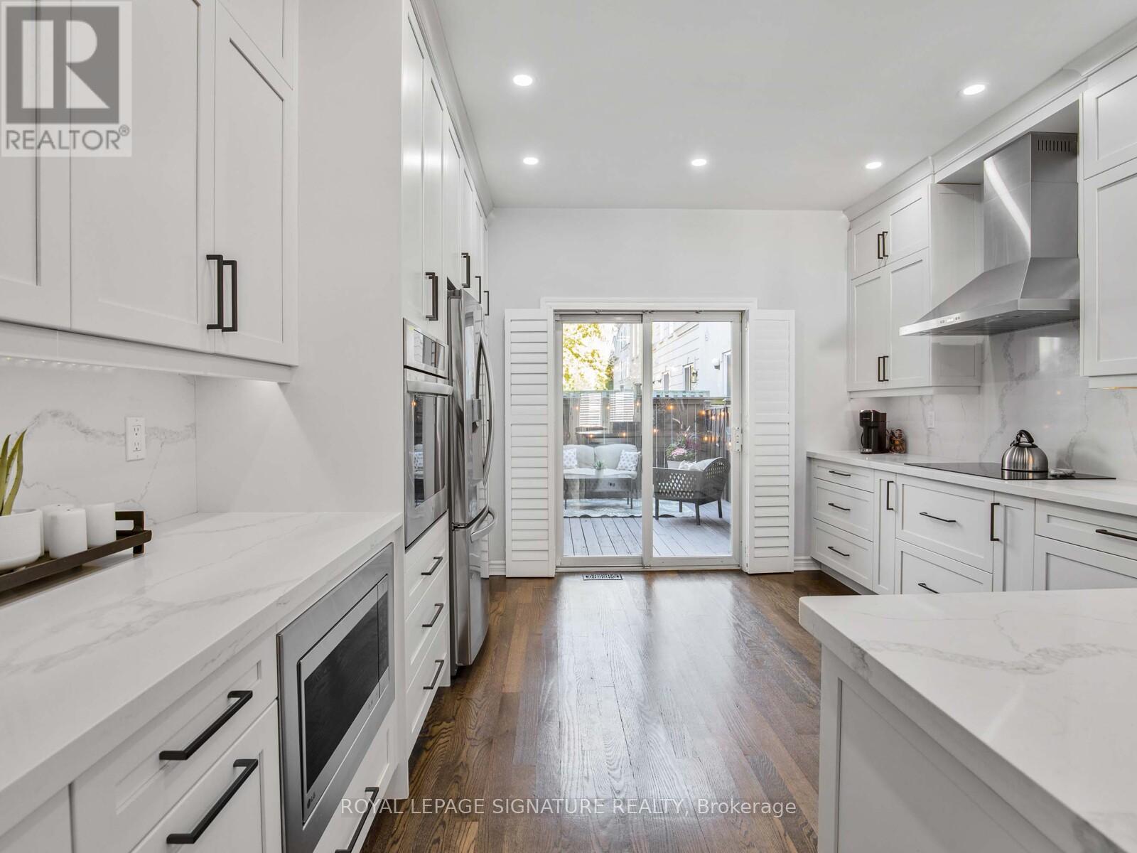 85 David Dunlap Circle, Toronto, Ontario  M3C 4B9 - Photo 15 - C12454225