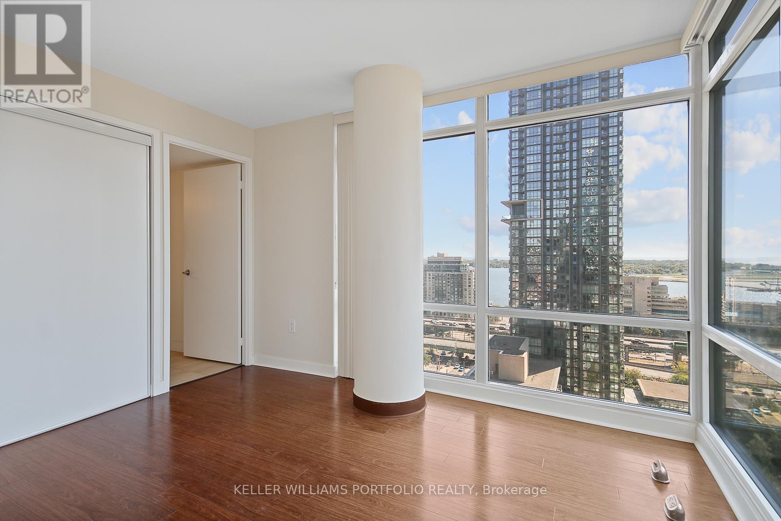 1918 - 4k Spadina Avenue, Toronto, Ontario  M5V 3Y9 - Photo 19 - C12454244