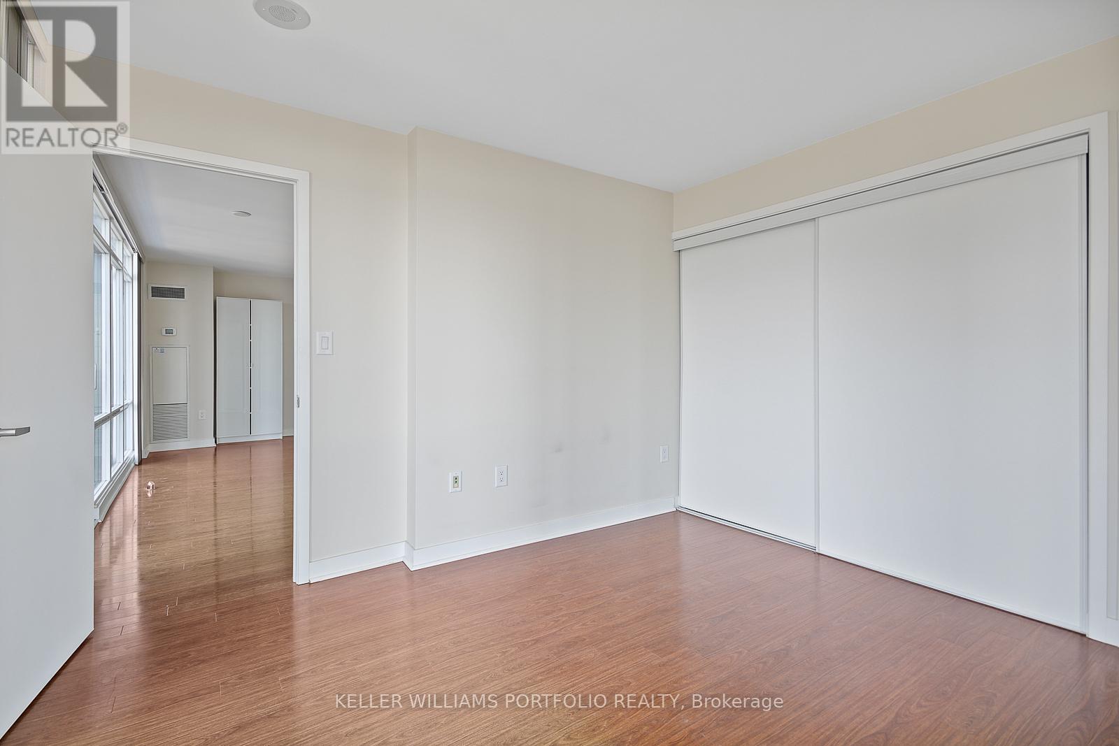 1918 - 4k Spadina Avenue, Toronto, Ontario  M5V 3Y9 - Photo 23 - C12454244