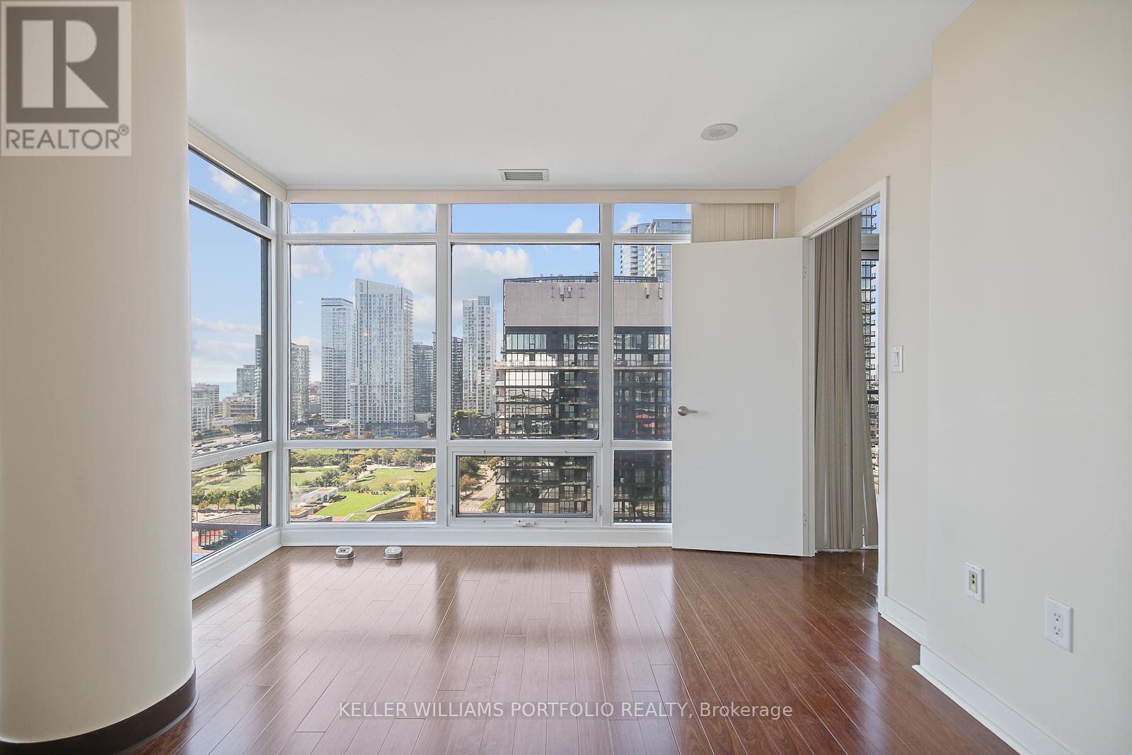 1918 - 4k Spadina Avenue, Toronto, Ontario  M5V 3Y9 - Photo 24 - C12454244