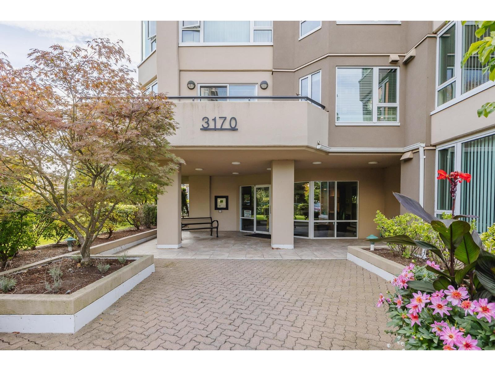705 3170 Gladwin Road, Abbotsford, British Columbia  V2T 5T1 - Photo 4 - R3056890