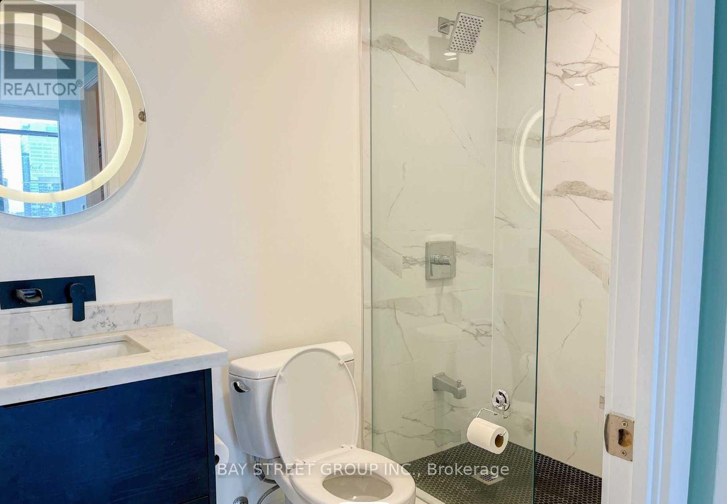 2801 - 5 Mariner Terrace, Toronto, Ontario  M5V 3V6 - Photo 12 - C12454253