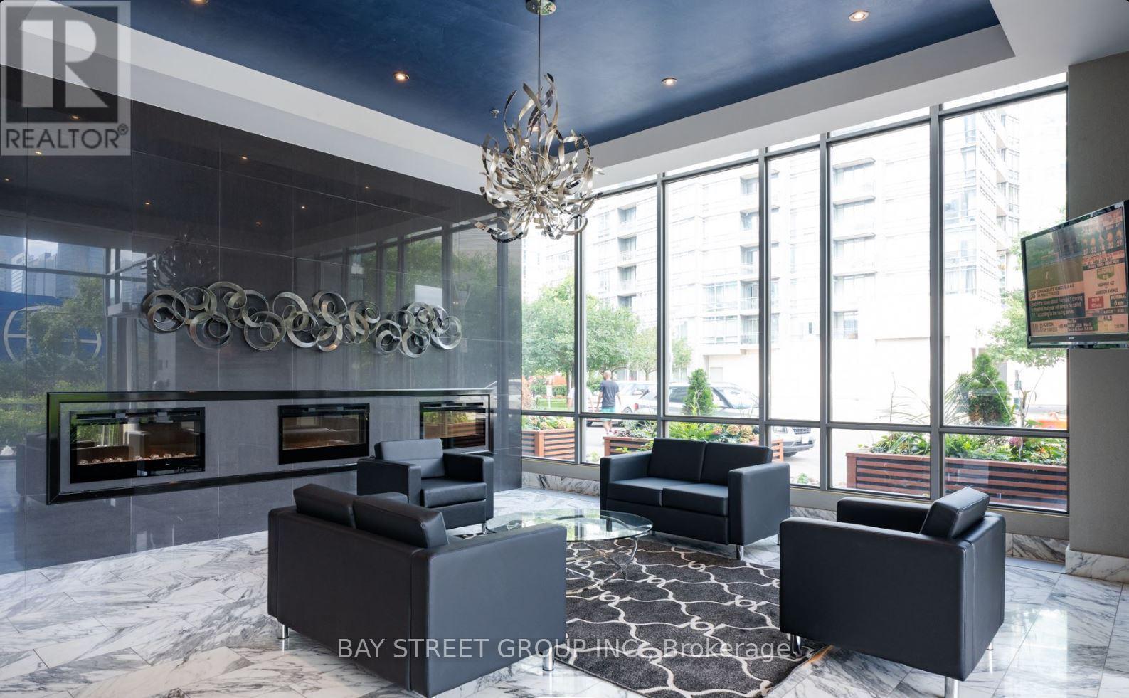 2801 - 5 Mariner Terrace, Toronto, Ontario  M5V 3V6 - Photo 4 - C12454253