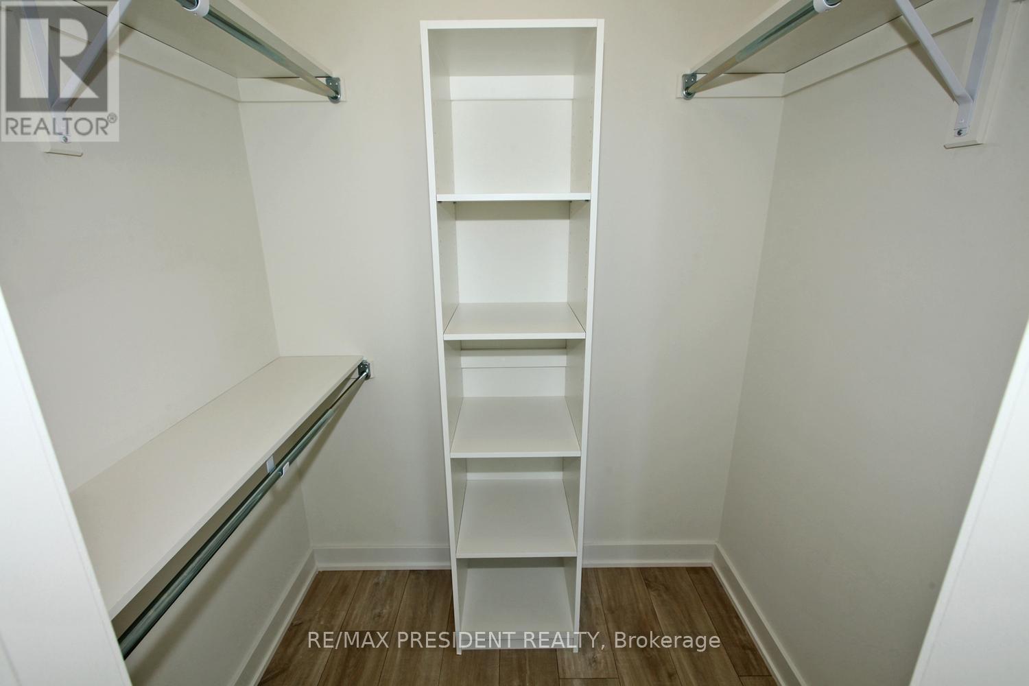 404w - 27 Bathrust Street, Toronto, Ontario  M5V 0R1 - Photo 14 - C12454299