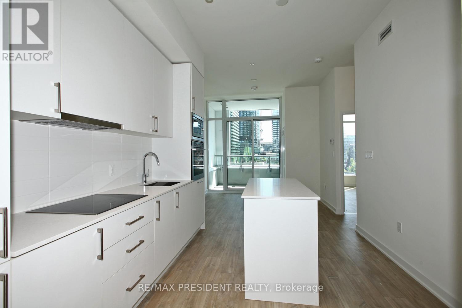 404w - 27 Bathrust Street, Toronto, Ontario  M5V 0R1 - Photo 9 - C12454299