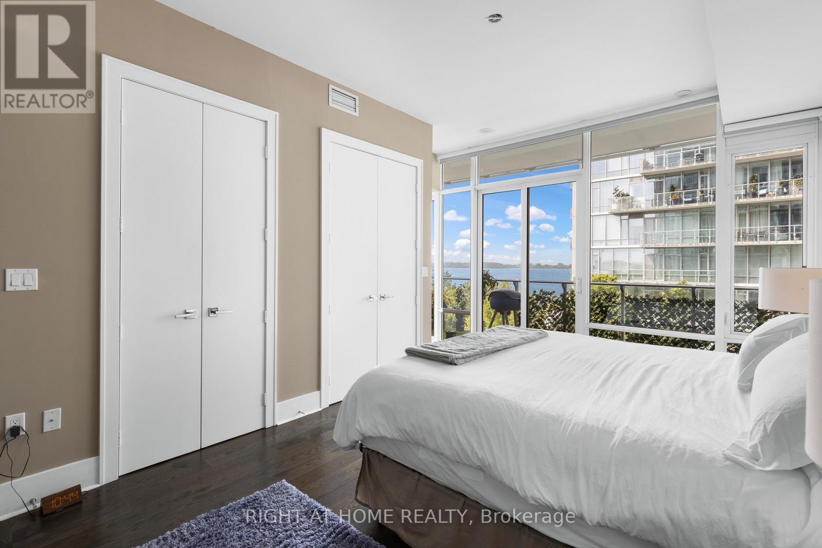 413 - 29 Queens Quay, Toronto, Ontario  M5E 0A4 - Photo 12 - C12454326