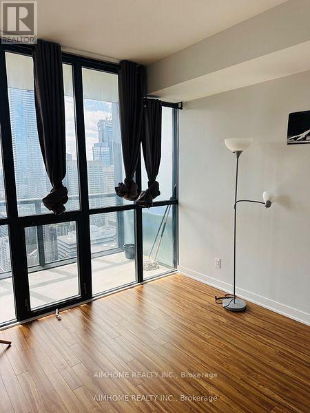 4303 - 110 Charles Street E, Toronto, Ontario  M4Y 1T5 - Photo 12 - C12454334
