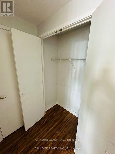 4303 - 110 Charles Street E, Toronto, Ontario  M4Y 1T5 - Photo 15 - C12454334