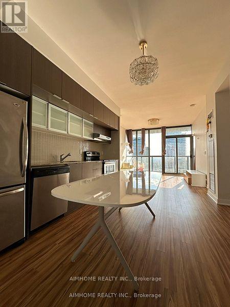 4303 - 110 Charles Street E, Toronto, Ontario  M4Y 1T5 - Photo 9 - C12454334