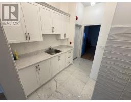 B - 756 QUEEN STREET W, Toronto, Ontario