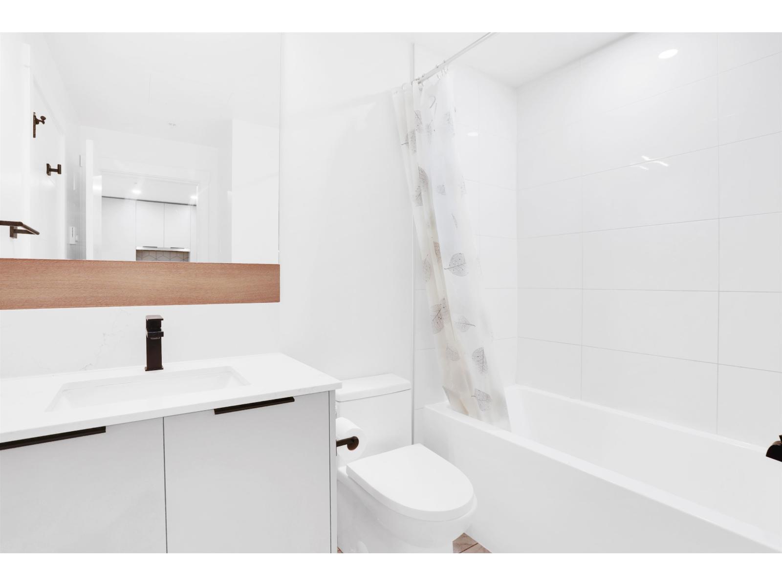 611 10778 138 Street, Surrey, British Columbia  V3T 4K8 - Photo 15 - R3055378