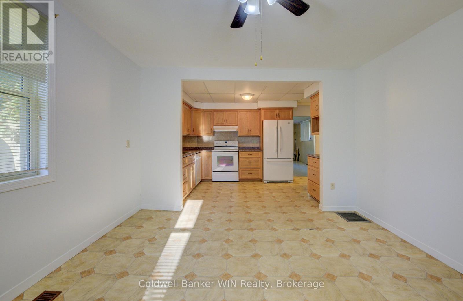 481 Birmingham Street W, Wellington North, Ontario  N0G 2L1 - Photo 11 - X12453527