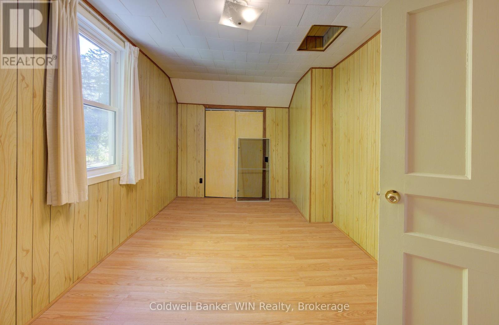481 Birmingham Street W, Wellington North, Ontario  N0G 2L1 - Photo 22 - X12453527
