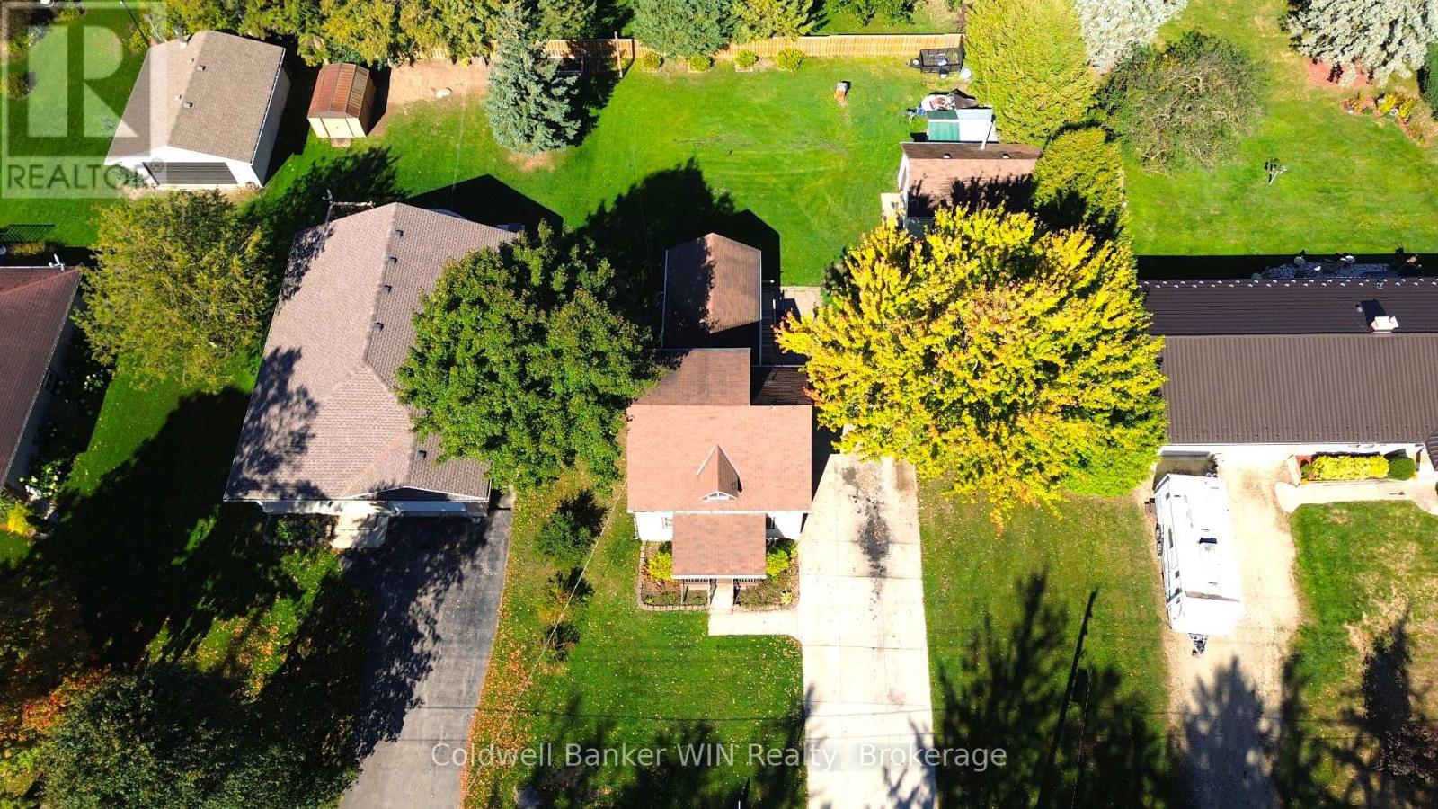 481 Birmingham Street W, Wellington North, Ontario  N0G 2L1 - Photo 2 - X12453527