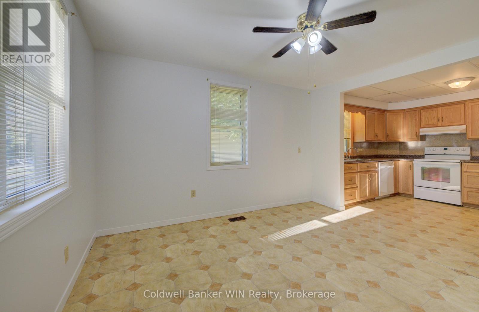 481 Birmingham Street W, Wellington North, Ontario  N0G 2L1 - Photo 10 - X12453527