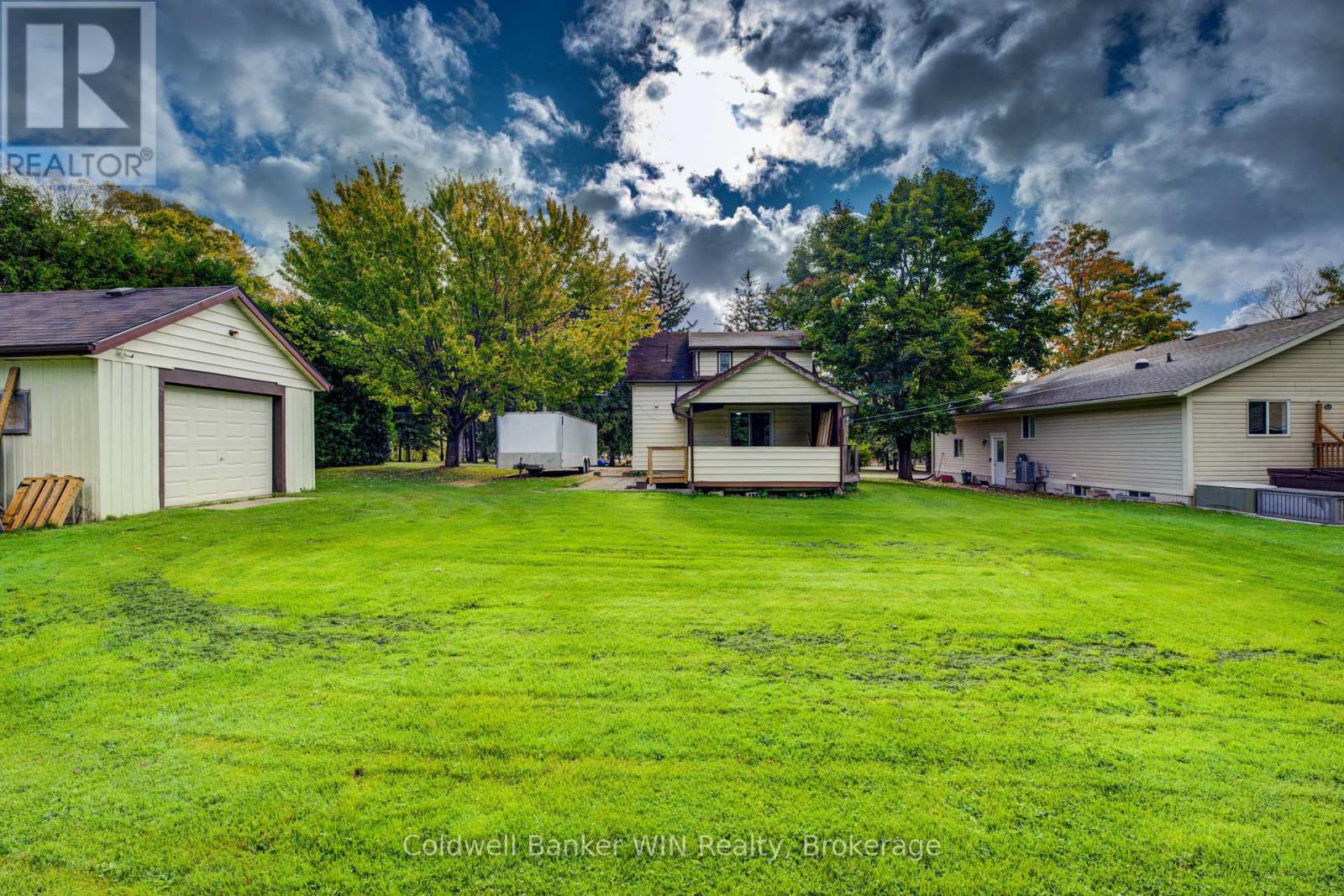 481 Birmingham Street W, Wellington North, Ontario  N0G 2L1 - Photo 34 - X12453527