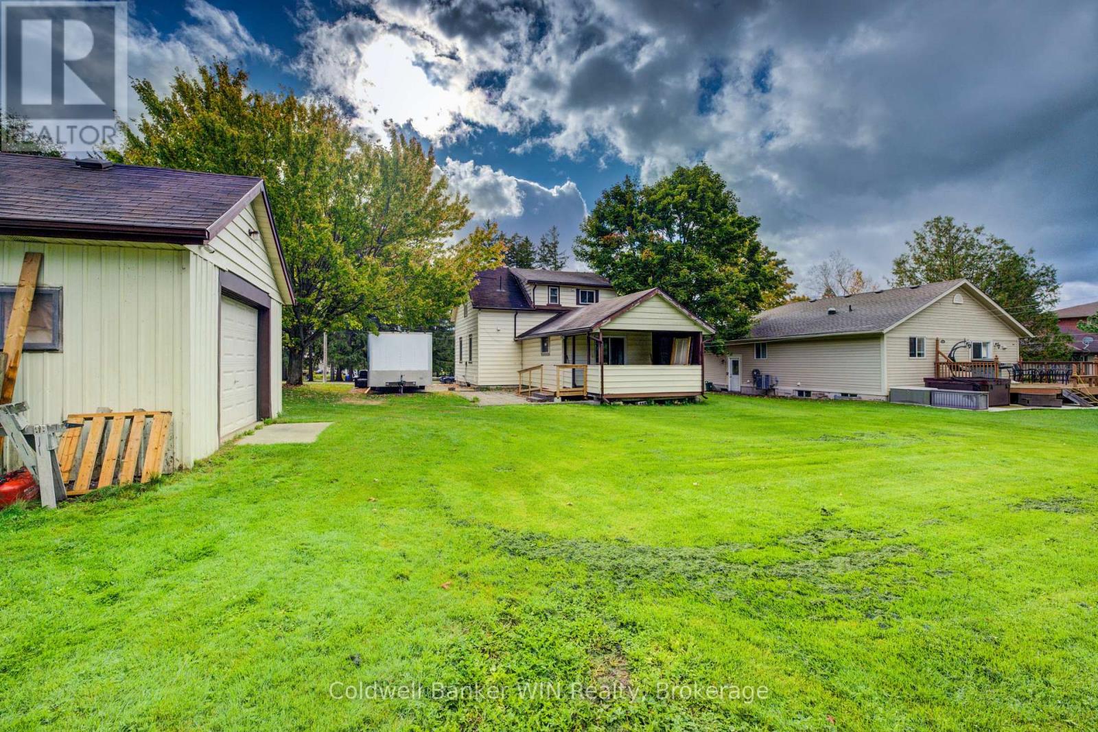 481 Birmingham Street W, Wellington North, Ontario  N0G 2L1 - Photo 33 - X12453527