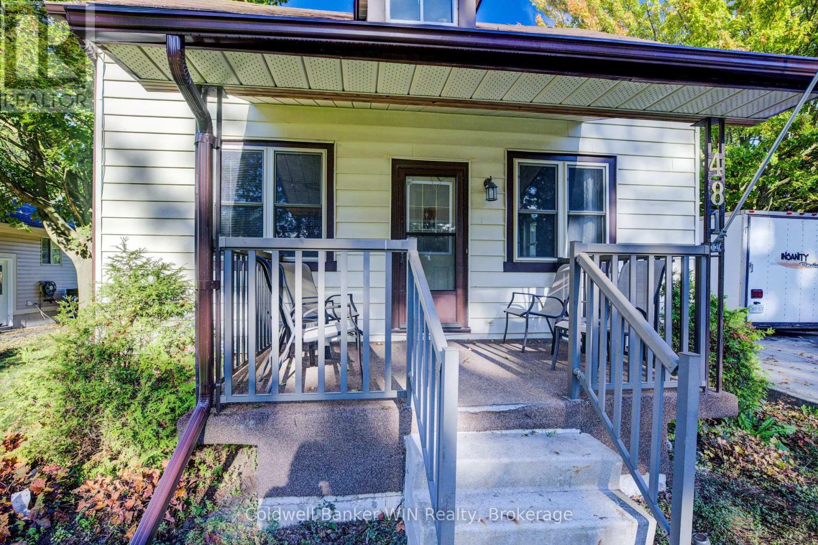 481 Birmingham Street W, Wellington North, Ontario  N0G 2L1 - Photo 6 - X12453527