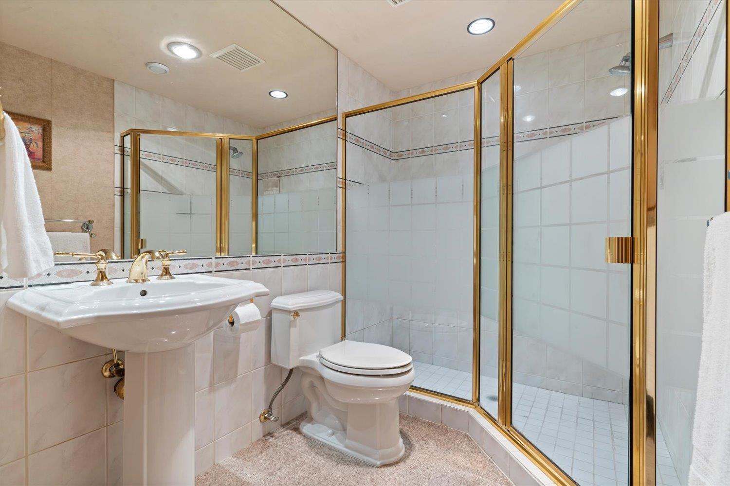 301 15050 Prospect Avenue, White Rock, British Columbia  V4B 2B4 - Photo 32 - R3055497
