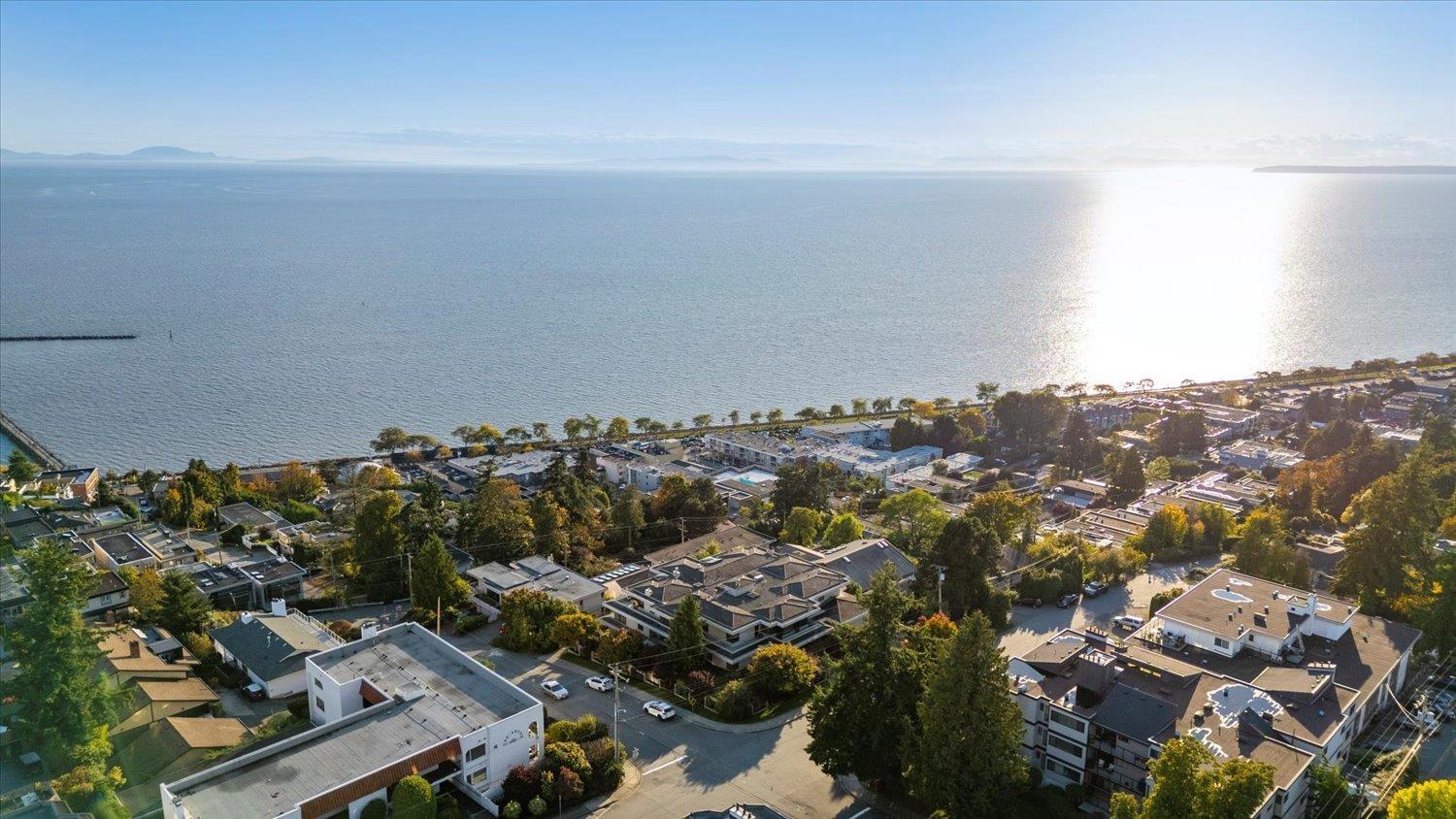 301 15050 Prospect Avenue, White Rock, British Columbia  V4B 2B4 - Photo 38 - R3055497