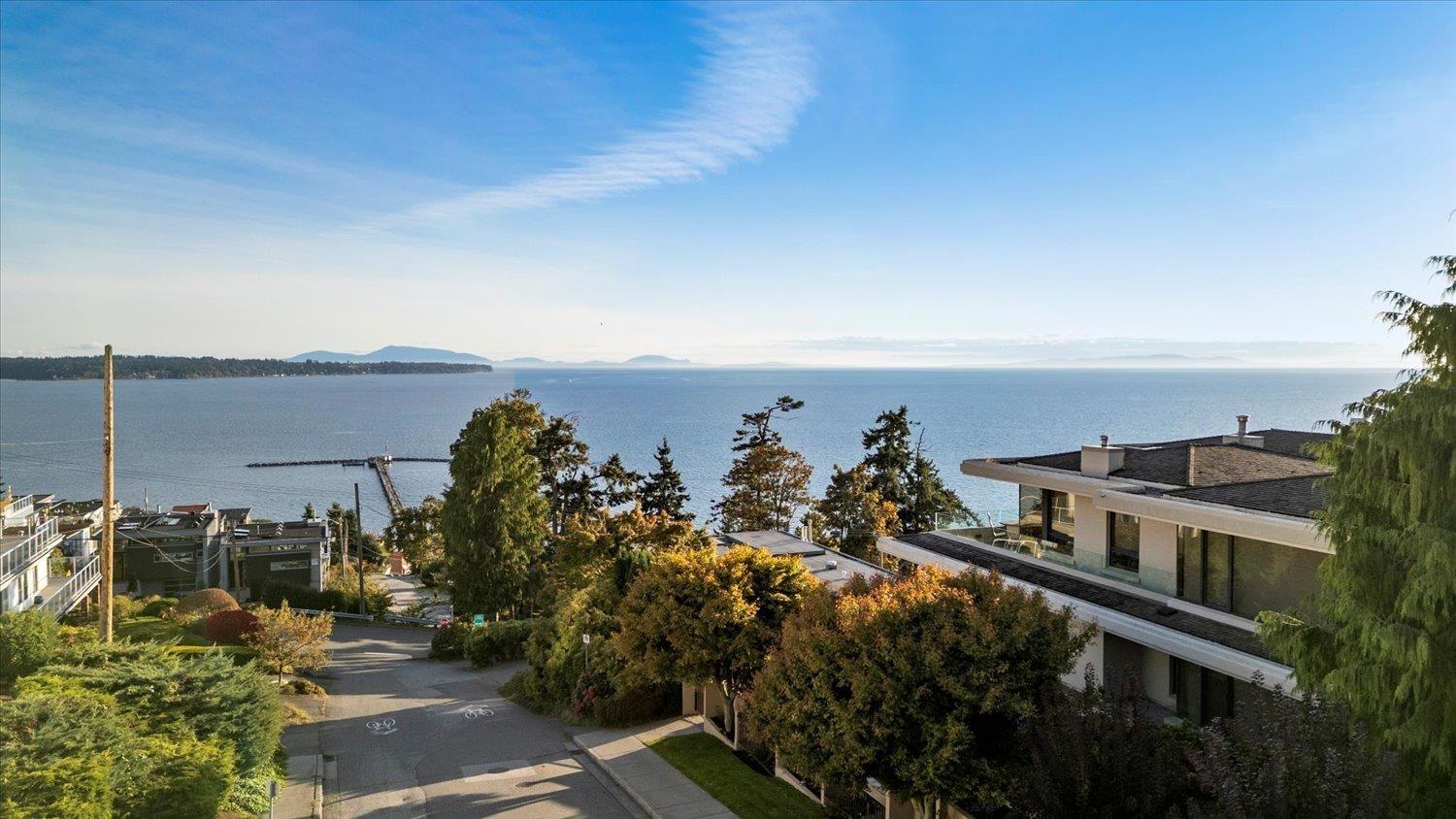 301 15050 Prospect Avenue, White Rock, British Columbia  V4B 2B4 - Photo 39 - R3055497