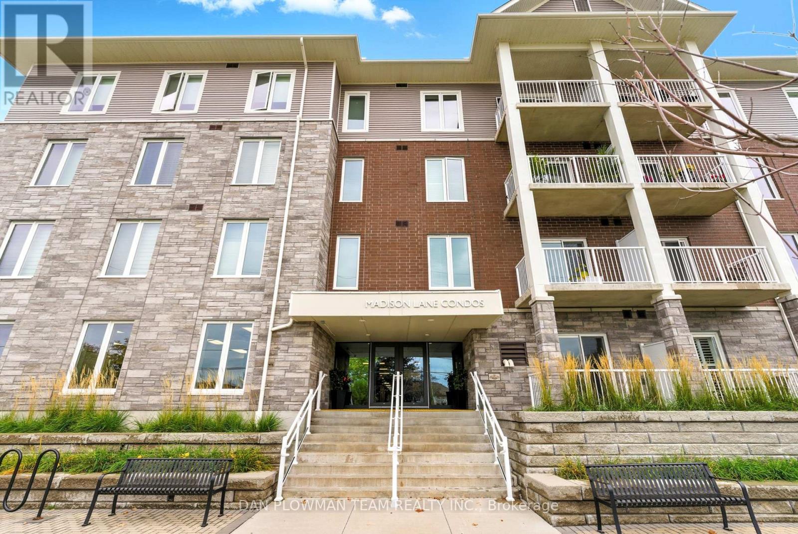 217 - 290 Liberty Street N, Clarington, Ontario  L1C 0V5 - Photo 3 - E12454214