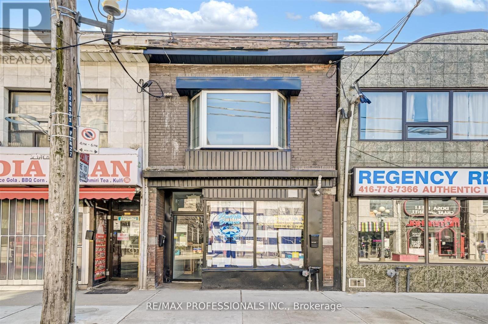 2nd Flr - 1425 Gerrard Street E, Toronto, Ontario  M4L 1Z7 - Photo 13 - E12454325