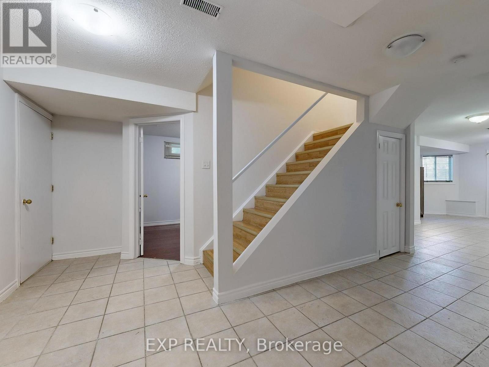 1151 Gossamer Drive, Pickering, Ontario  L1X 2T8 - Photo 27 - E12454349