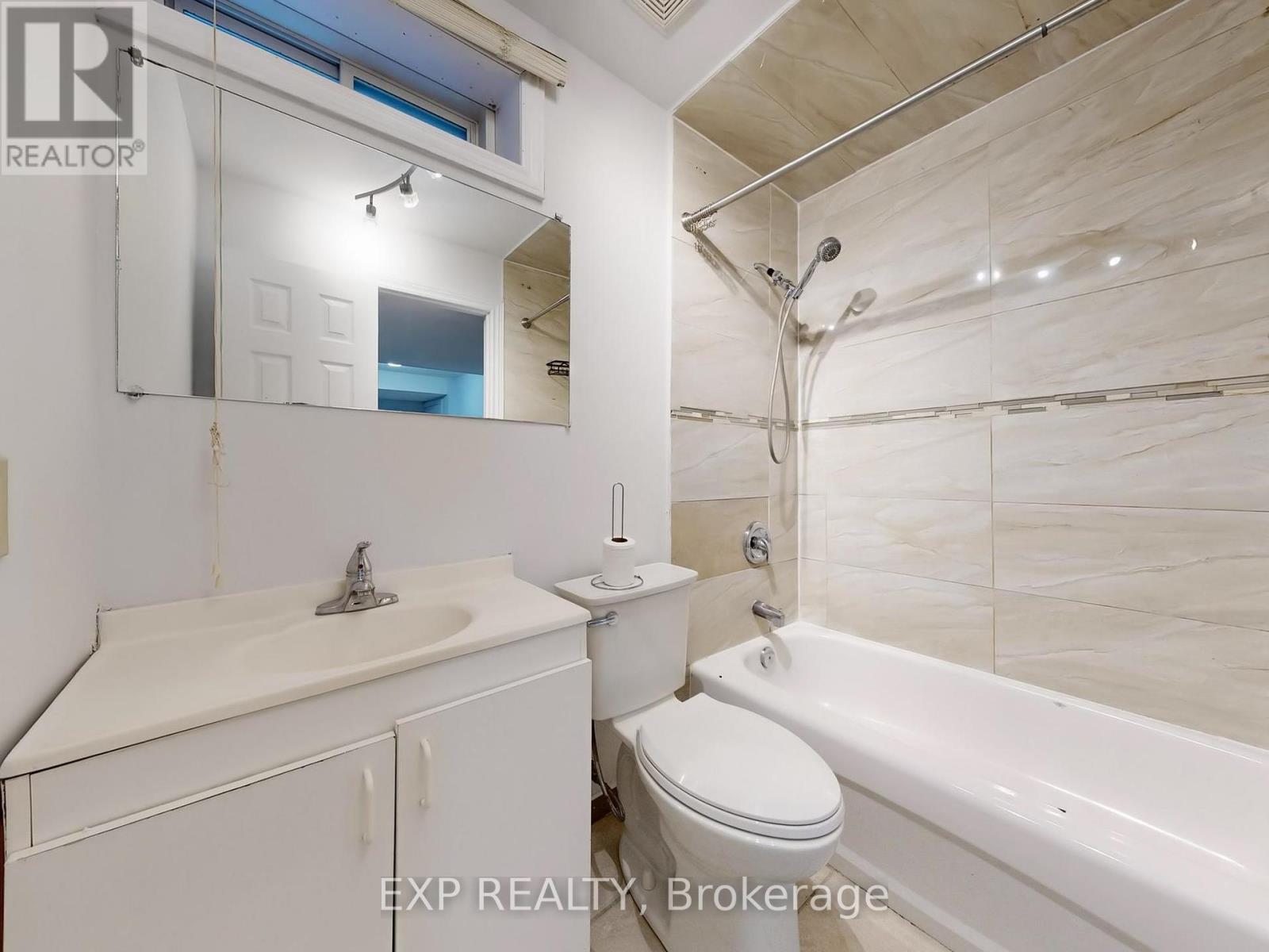 1151 Gossamer Drive, Pickering, Ontario  L1X 2T8 - Photo 30 - E12454349