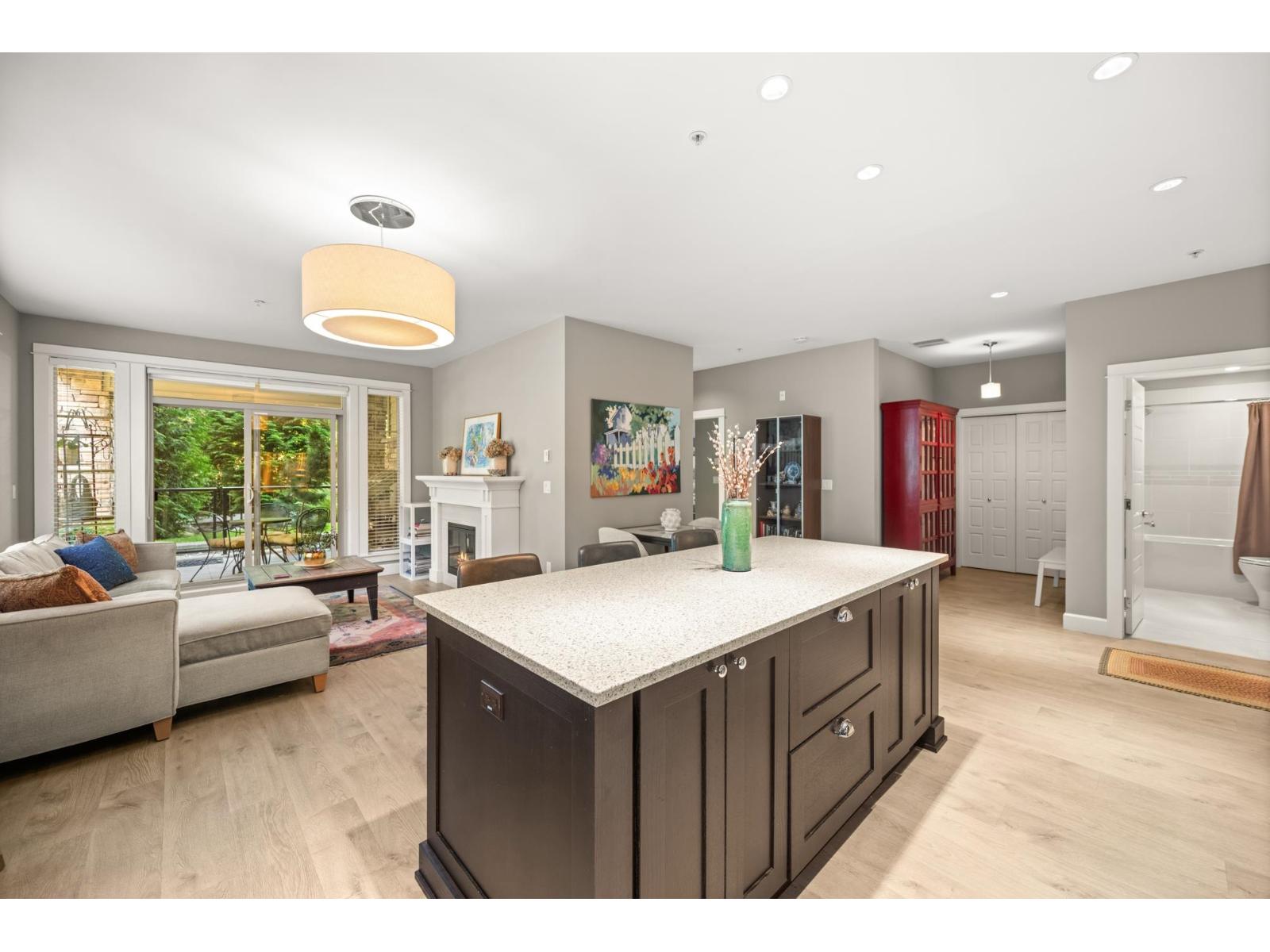 113 15185 36 Avenue, Surrey, British Columbia  V3Z 4R3 - Photo 5 - R3055660