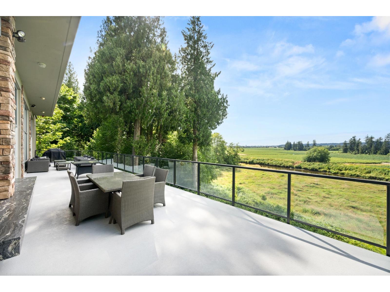 113 15185 36 Avenue, Surrey, British Columbia  V3Z 4R3 - Photo 33 - R3055660