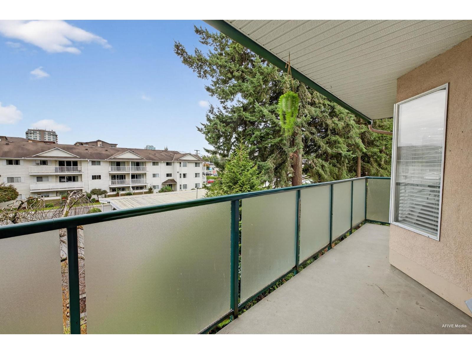 307 2958 Trethewey Street, Abbotsford, British Columbia  V2T 6P6 - Photo 13 - R3055620
