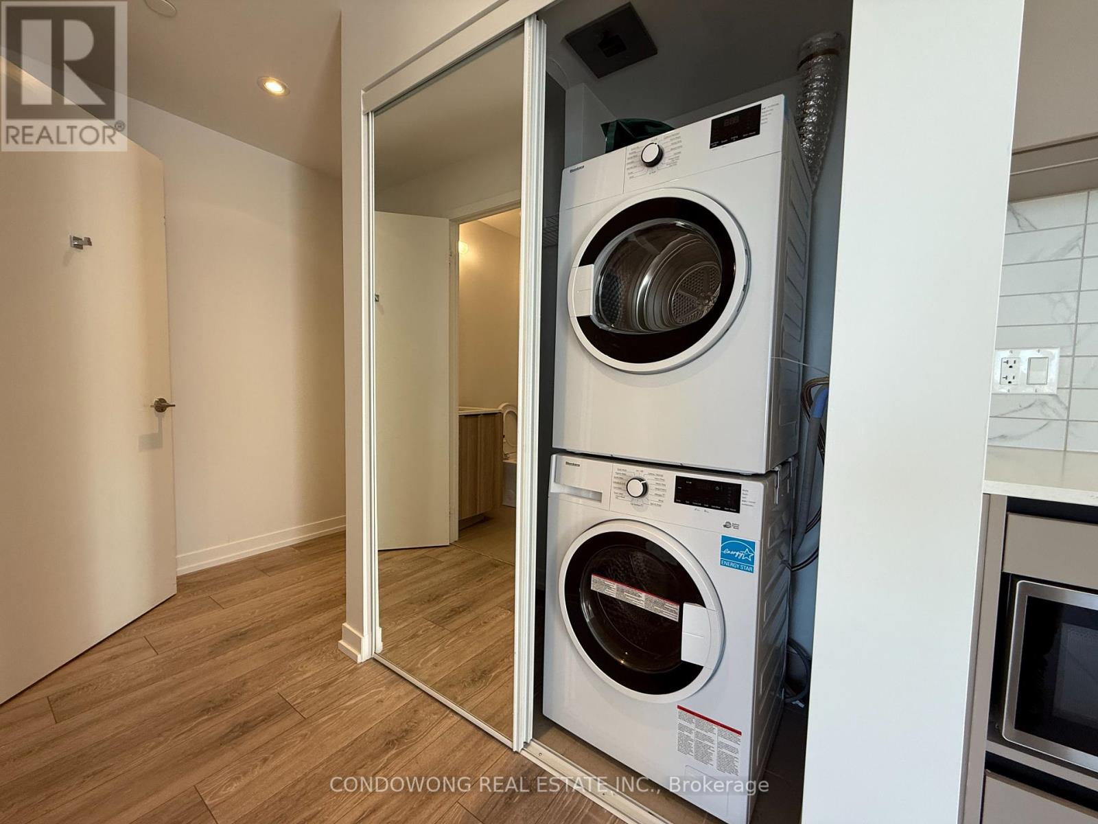 4202 - 55 Mercer Street, Toronto, Ontario  M5V 0W4 - Photo 12 - C12453043
