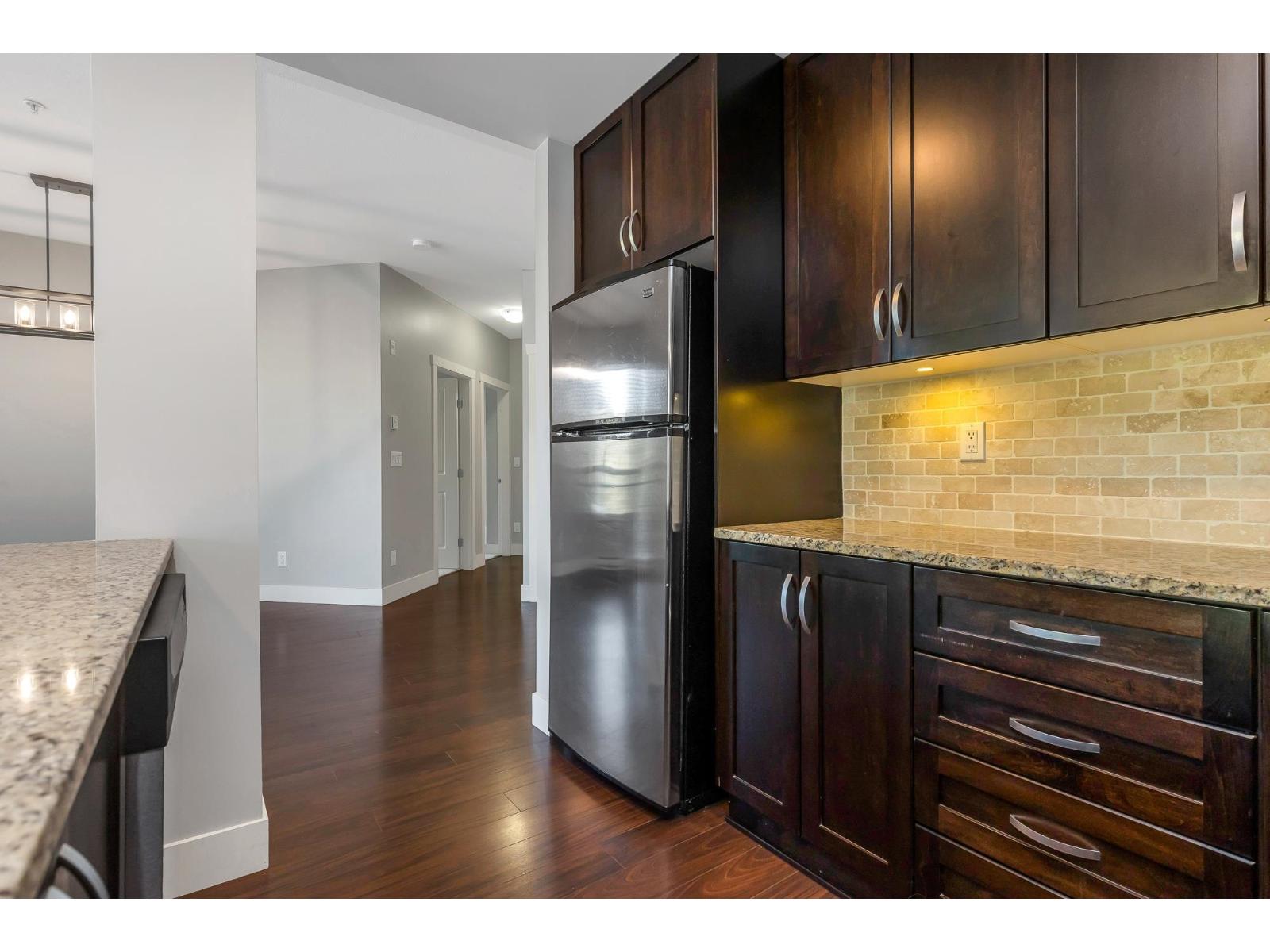 210 3192 Gladwin Road, Abbotsford, British Columbia  V2T 6M9 - Photo 11 - R3055979
