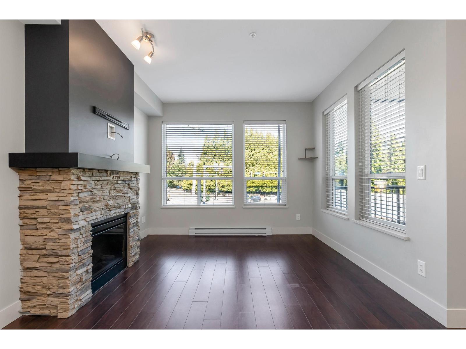 210 3192 Gladwin Road, Abbotsford, British Columbia  V2T 6M9 - Photo 13 - R3055979